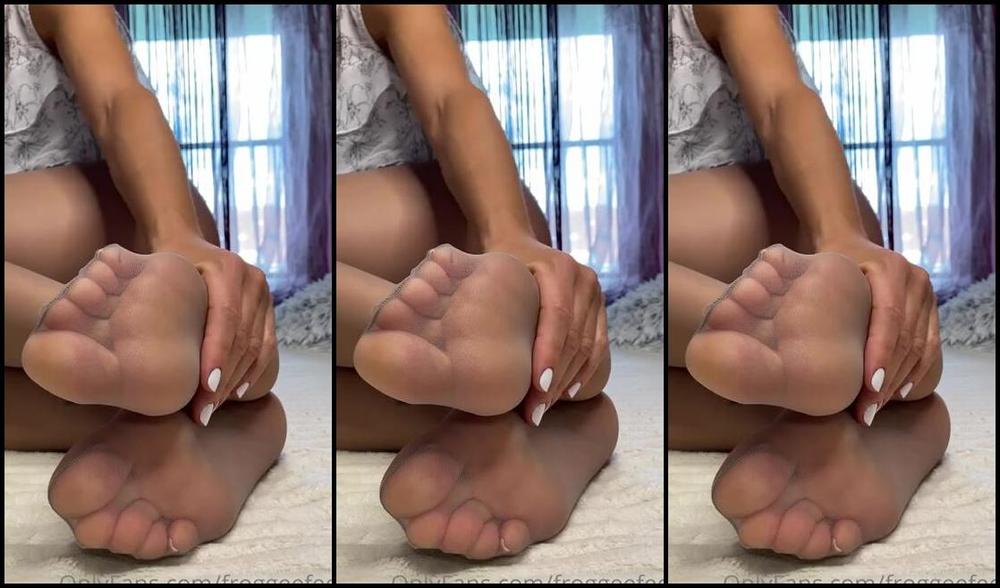 Froggeevip Onlyfans Something For My Nylon Lovers2