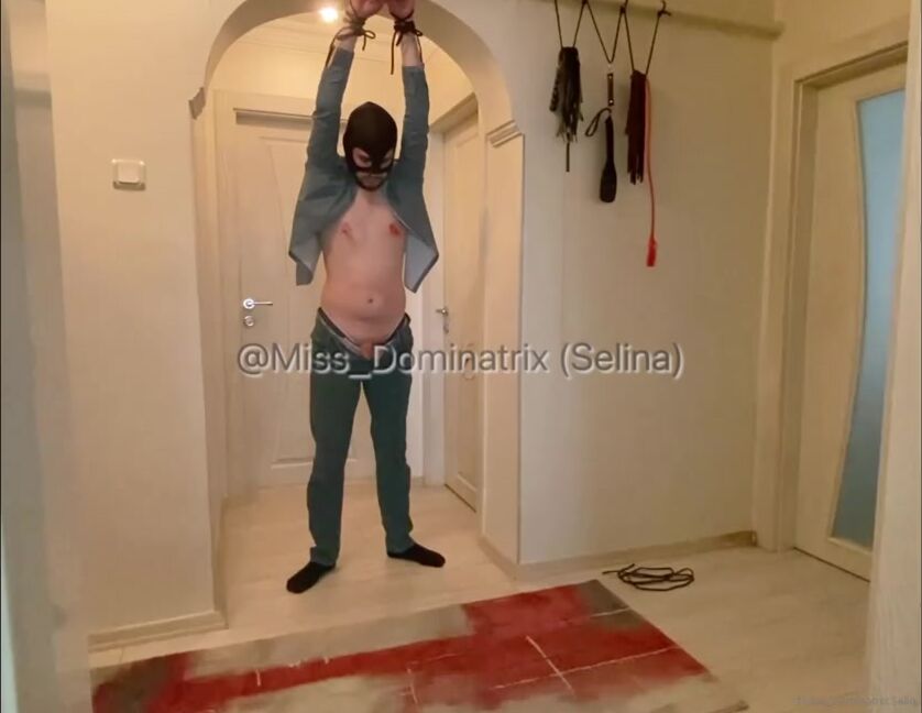 Dominatrix Selina Onlyfans Beyazlar Ierisinde Minik Bir Rocky Oldum Partner Mt0634P