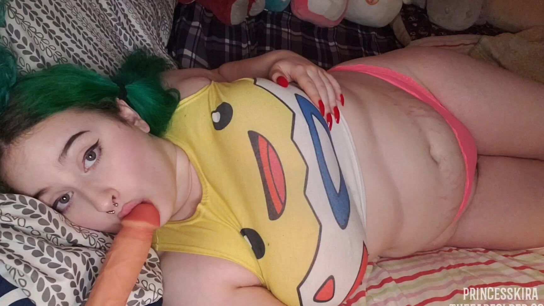 Prlncessklra Tired Babygirl Learns To Suck Cock