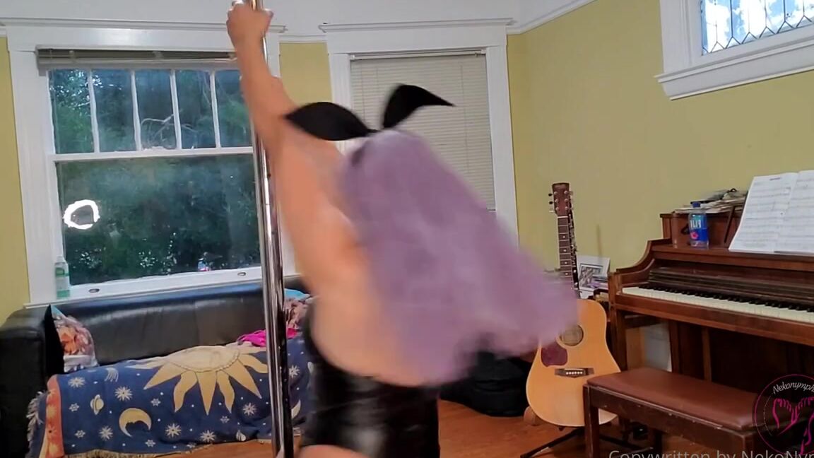 Nekonymphe Onlyfans First Time Twirling On The Pole On