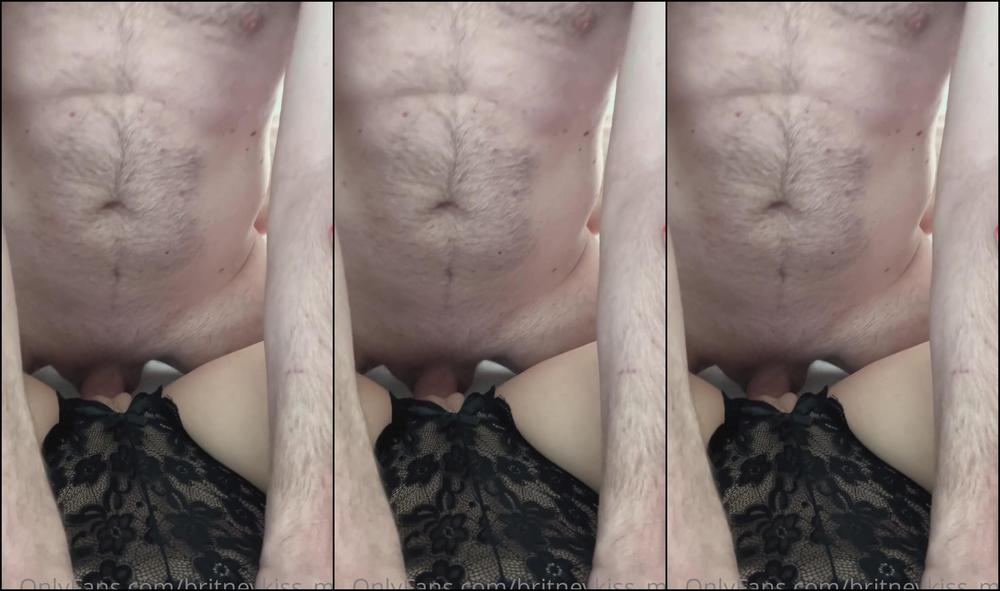 Britneykiss Me Hubby Woke Me Up Early With A Snuggle And A Kiss To My Neck Making Me Feel All Special And