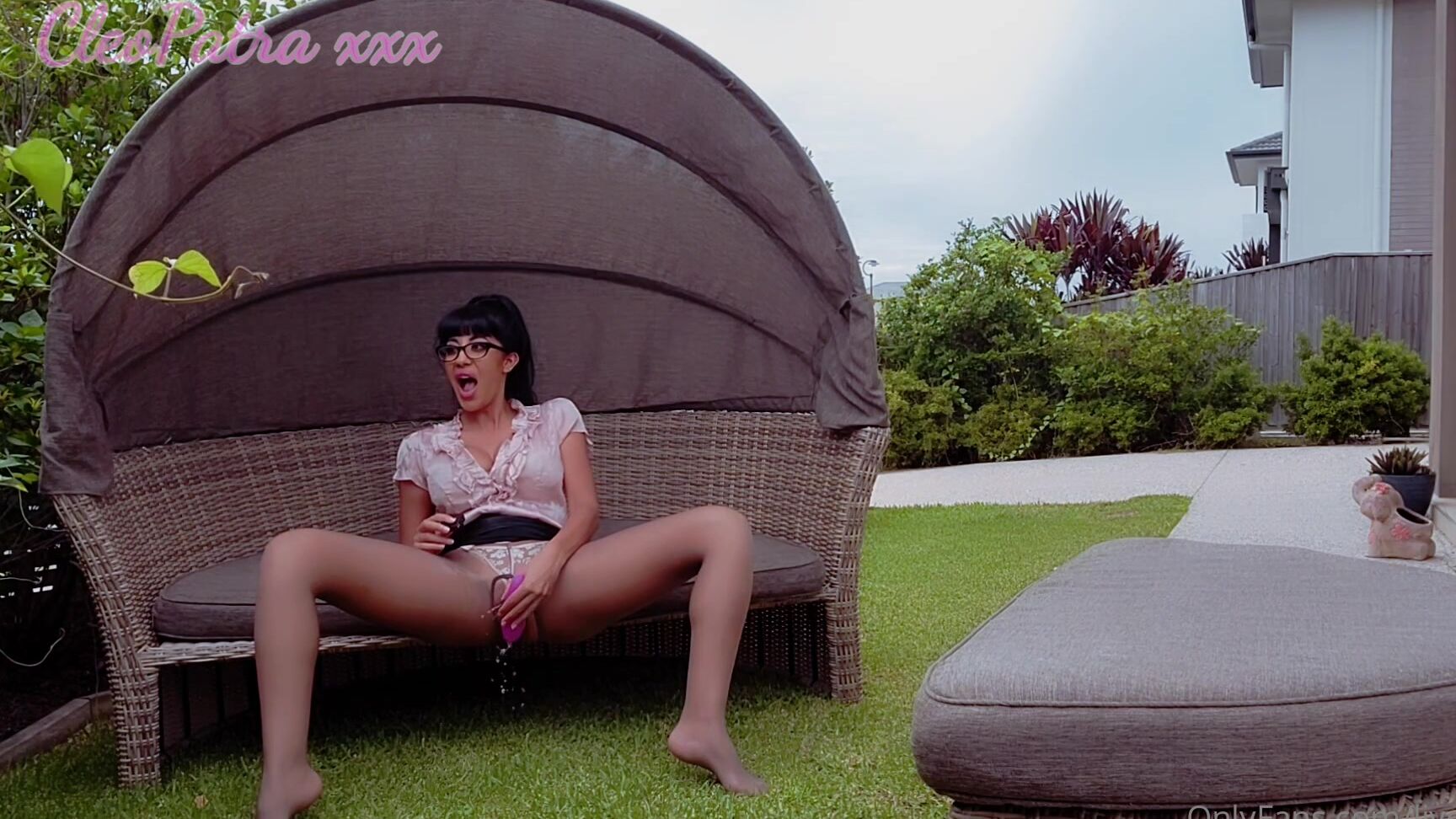 Livecleo After Class Detention Bar Mega Outdoor Squirt While