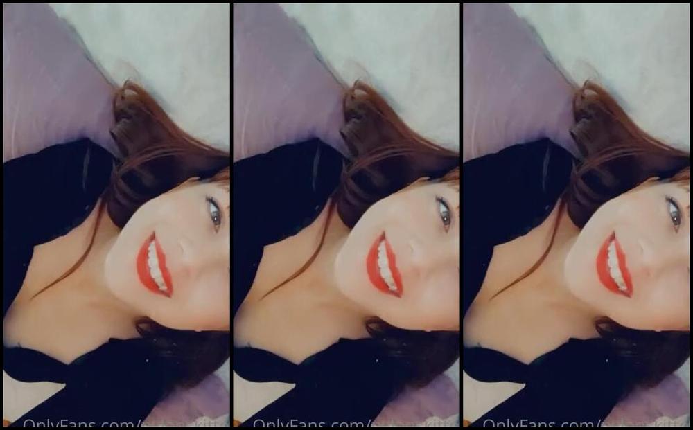 Nylonskitten Nicknamed Nylonskitten 12 02 2020 Onlyfans Video In My Wolford Tights Today They Kept Me Pretty Warm