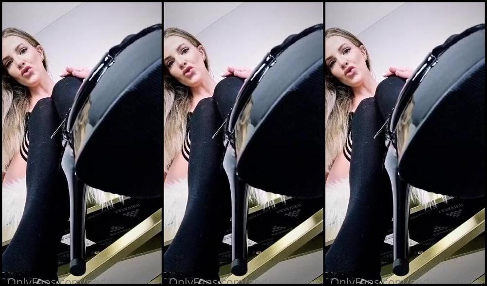 Goddessjessicajewels Onlyfans Theyre Not Going To Clean Themselves Are They D