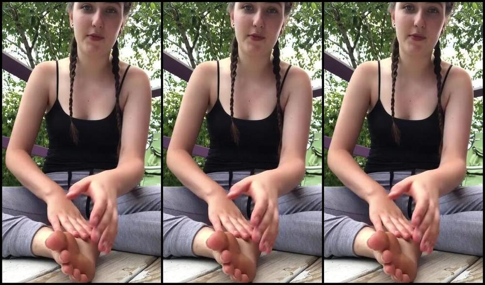 Delilah Nicknamed Footiesfeets Onlyfans I Can T Believe I Have Been Lacking On The Outdoor Feet Content Don T You Worry I M Gonna Keep It