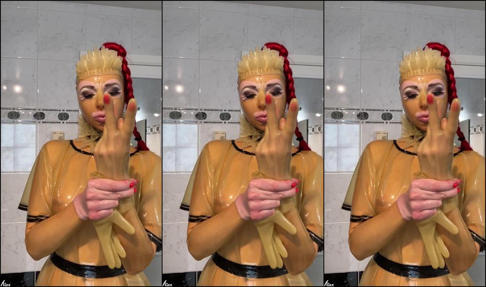 Mfetilicious Here S Another Video Mainly Dressing Up Of The Transparent Outfit I Wore Today I Just