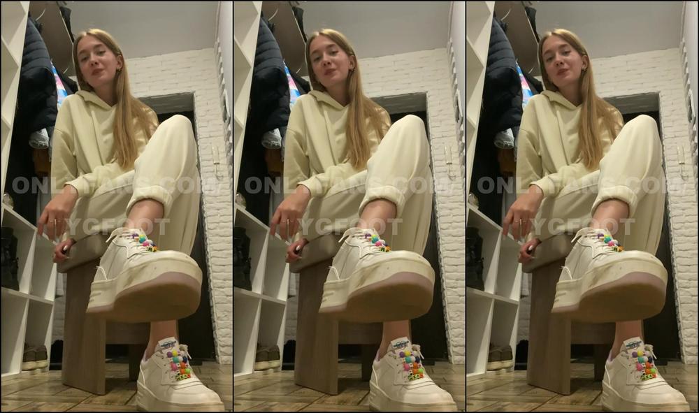 Ygfoot Get On Your Knees In Front Of Me And