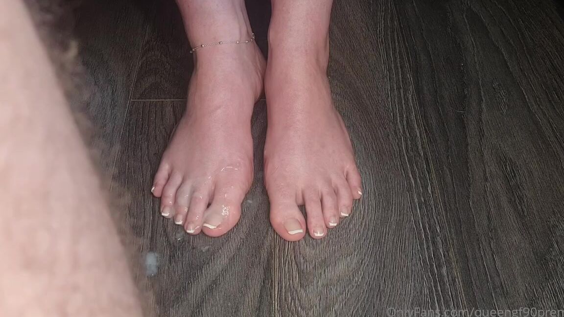 The Foot Queen Of England Aka Queengf90Premium Onlyfans This Evening I Bring You Good And Bad News The Good News Is I Have A Cum Shot For You To Enjoy