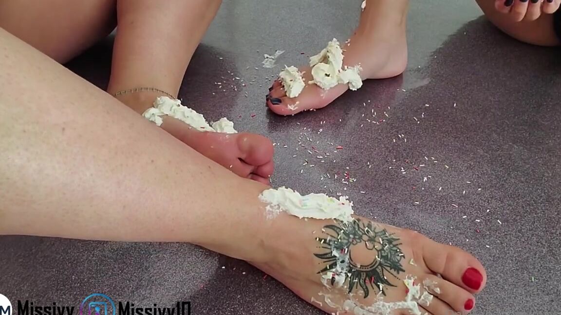 Maitresse Ivy Nicknamed Maitresseivy Onlyfans Back Stages With Petitexsirene