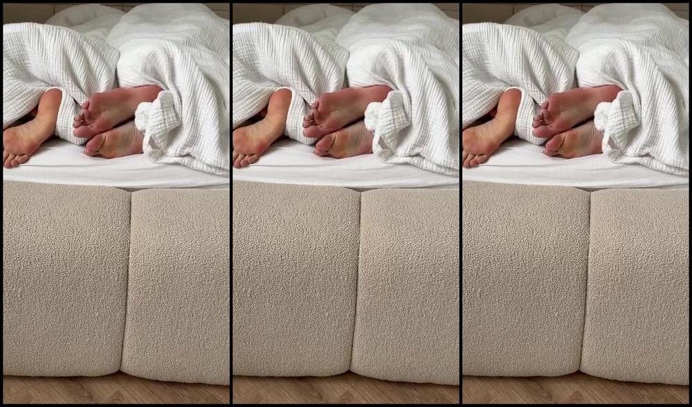 Barebylola Nicknamed Barebylola 05 29 2025 Onlyfans Video Slow Mornings Hit Different When You Wake Up Next To Your Best Girl Yourbest Blondie And