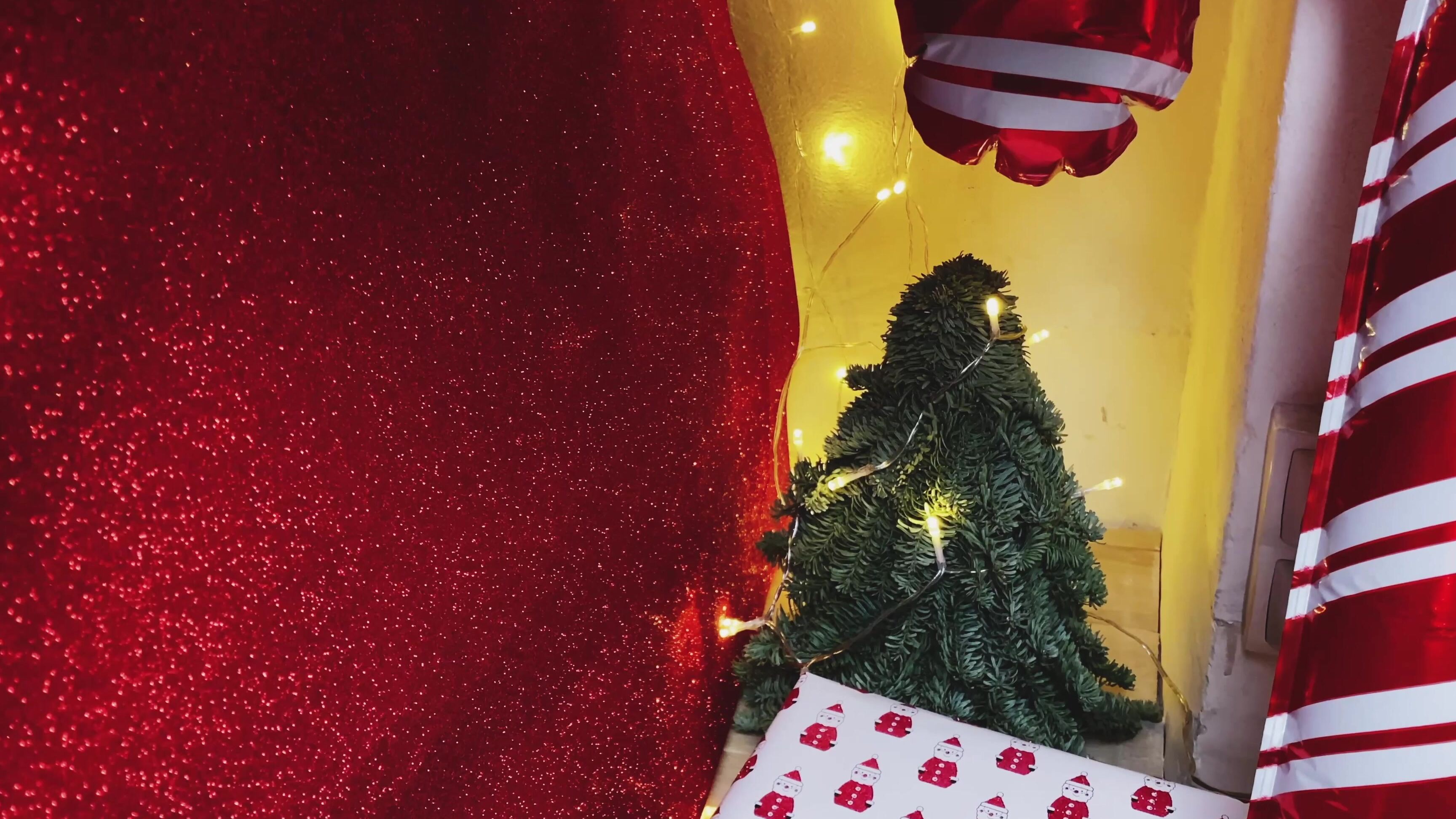 4K,Christmas,Fingering,Solo masturbation,Vibrator kwgirlx the gift of cumming ManyVids