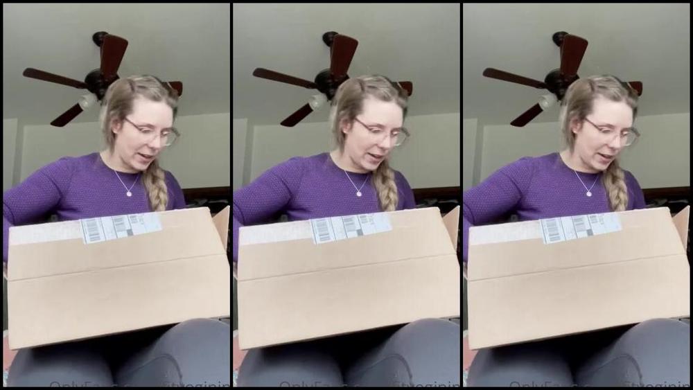 Nina Aka Fityoginina Onlyfans The First Of My Christmas Presents To Arrive You Guys When You Get Me Things Off My Wishlist Or