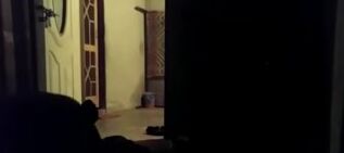 Amateur, CamRip, Posing Desi Aunty Affair with Husband's Friend in This Winter SiteRip