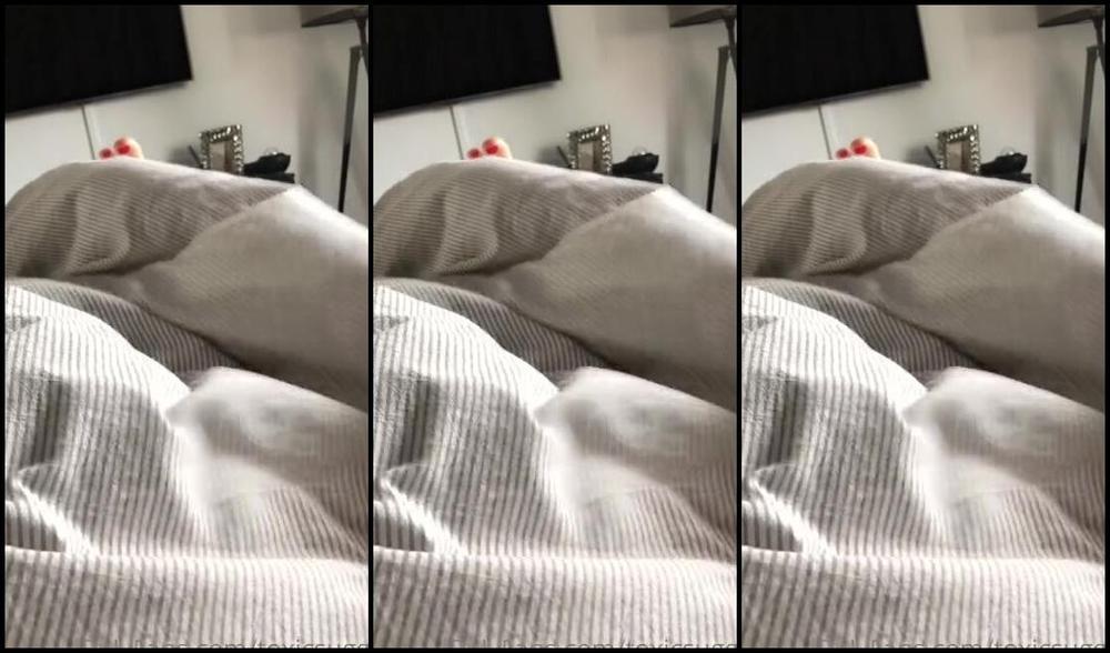 Toxicsugga Nicknamed Toxicsugga Onlyfans Wenn Der Kaffee Alle Ist Heit Es Wohl Raus Aus Dem Bett Einen Guten Start In Die Woche Meine Flei