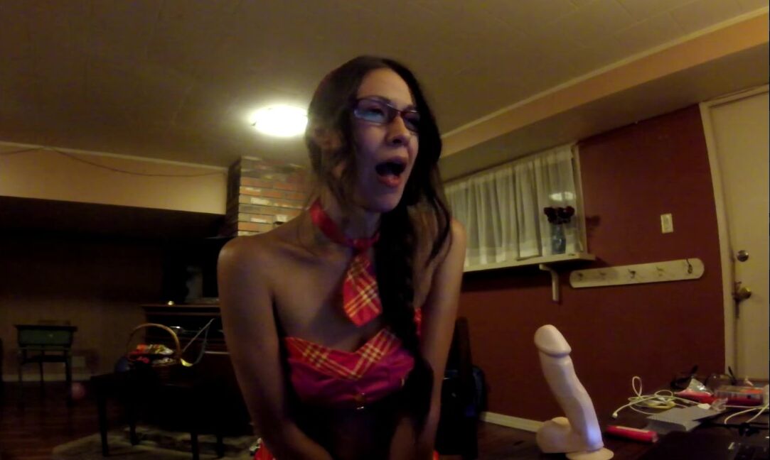 Amateur,Blowing Bubbles,Brunette,Bubble Gum,Live Cams lilysage sch--lgirl chewing gum on cam ManyVids