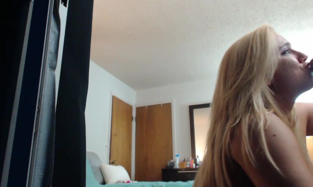 Clubdinasky Neighbor Spying Joins In On The Fun