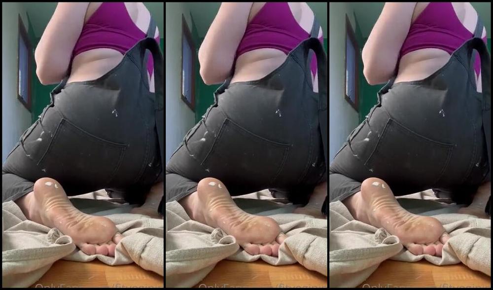 Nina Aka Fityoginina Onlyfans Ok Soooo Problem I Took The Wallpaper Down The Glue Was Crazy Though And The Drywall Seams Were 1