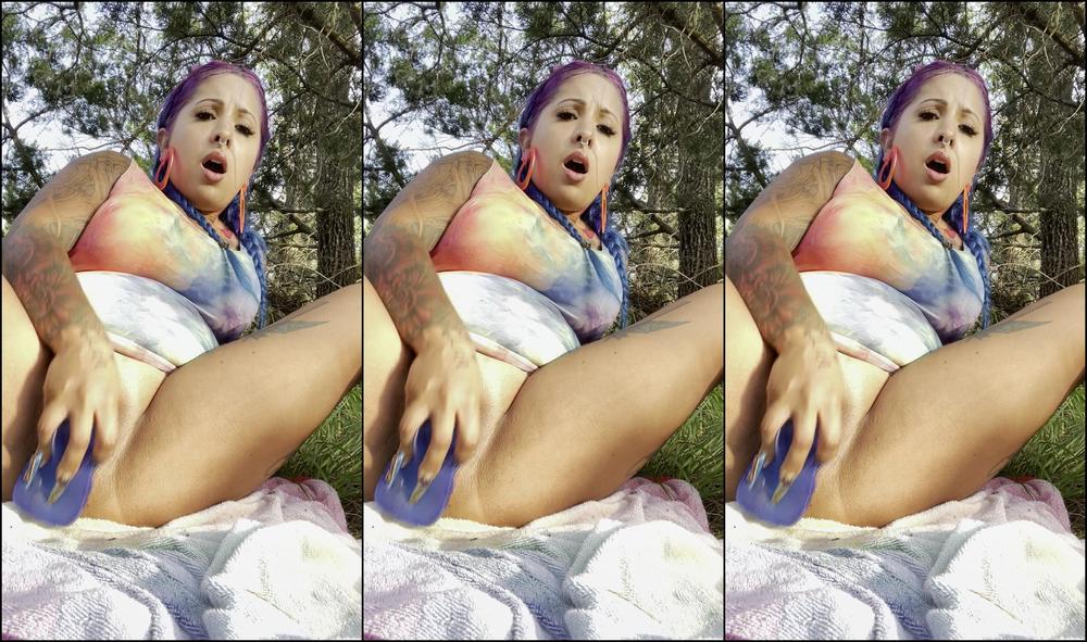 Spanishbarbiie Got Horny On My Hike Fucked Myself Crazy