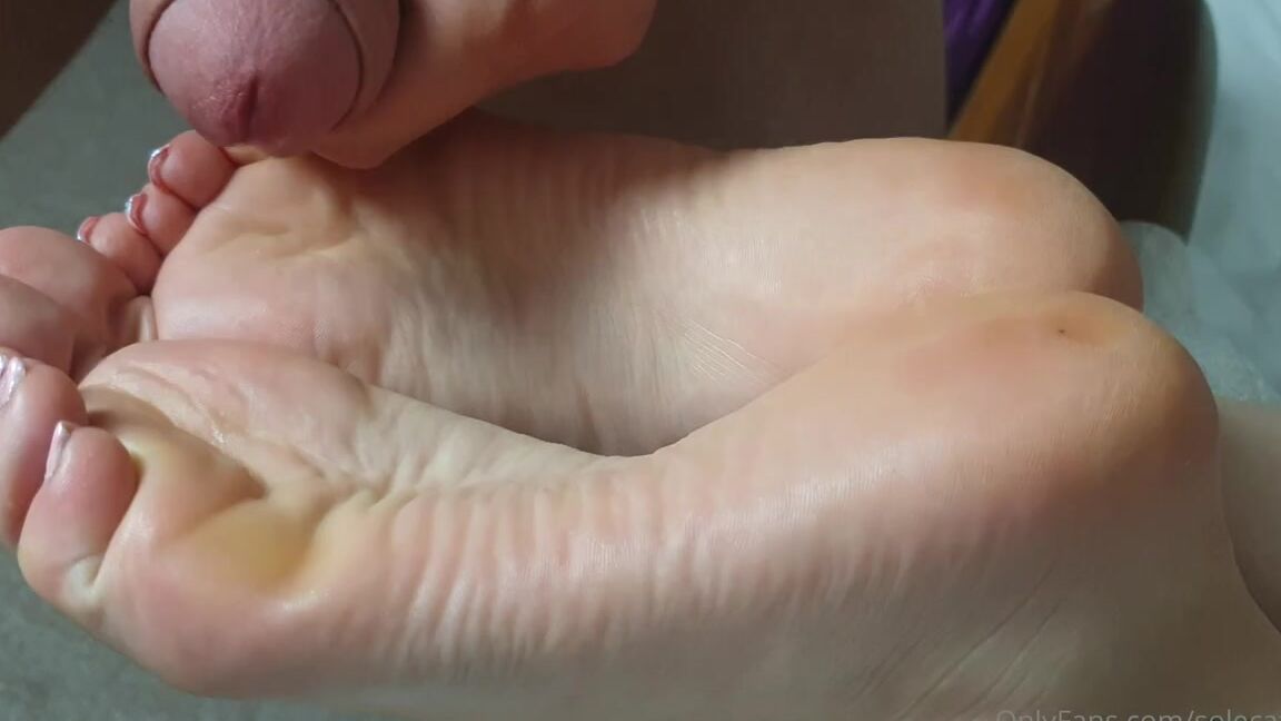 Greatbritishfeet Aka Solecatcher Onlyfans Fucking Her Feet And Dumping A Thick Creamy Load All Over Her Wrinkled Soles This