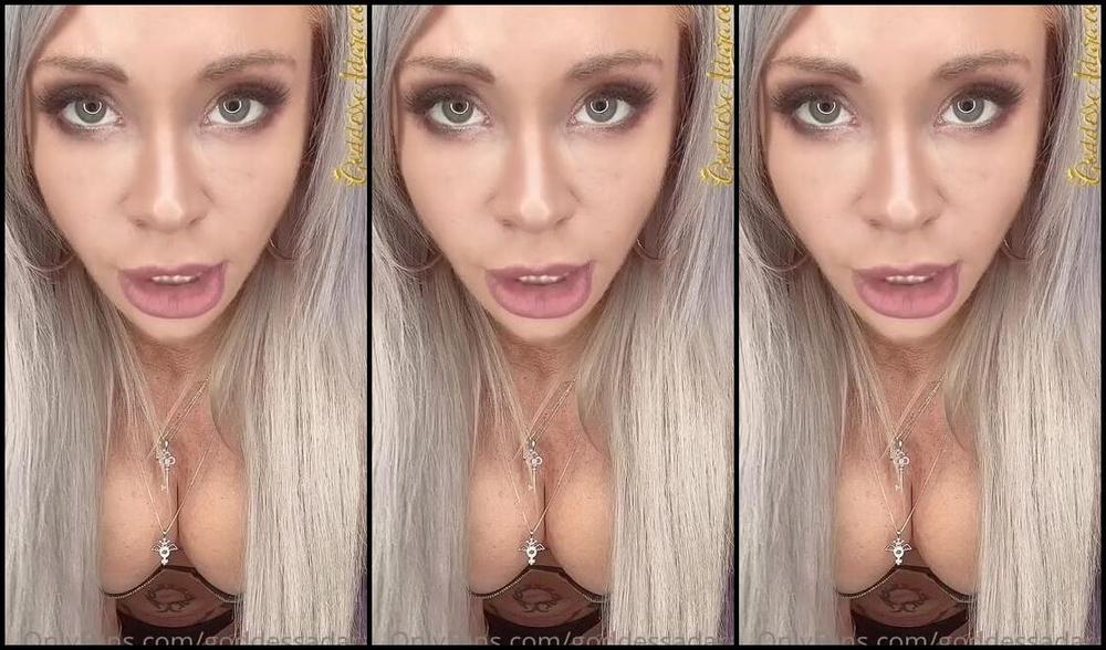 Goddess Adara Jordin Nicknamed Goddessadaraj 12 15 2021 Onlyfans Video A Weak Bitch Will Be Feeling The Strong Grip Of My Thighs Later