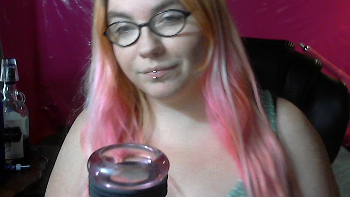 Camgirlkitten Toke And Tease