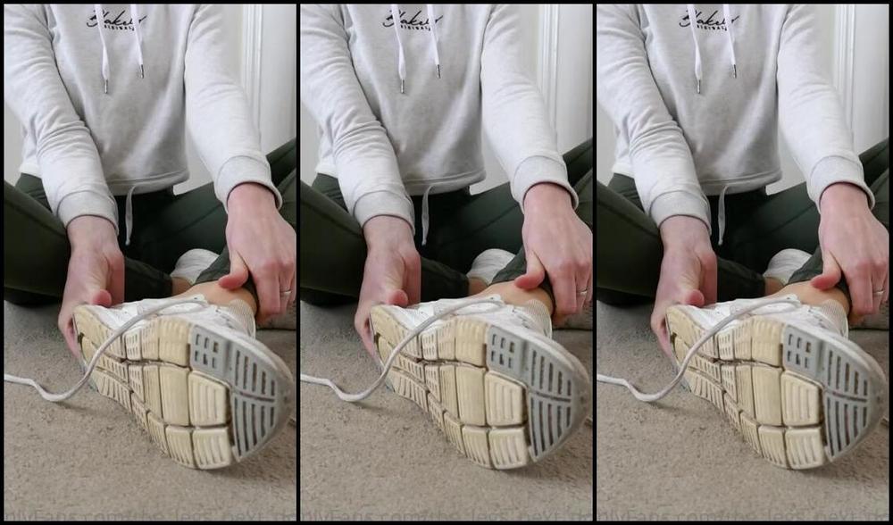 The Legs Next Door Nicknamed The Legs Next Door Onlyfans I Know I Said My Ugg Removal Video From The Other Day Was My Final 2020 Video Upload But I Just