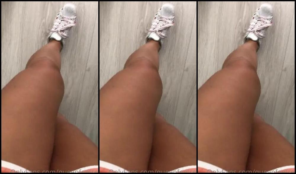 Queenfeetred Nicknamed Queenfeetred Onlyfans Who Want Smell This Stinky Socks