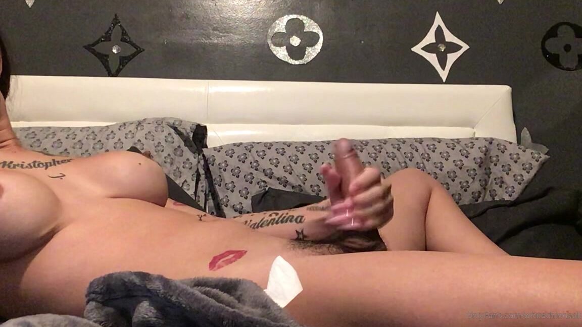 Whitechinnaak Got Horny Asf Before The Gym