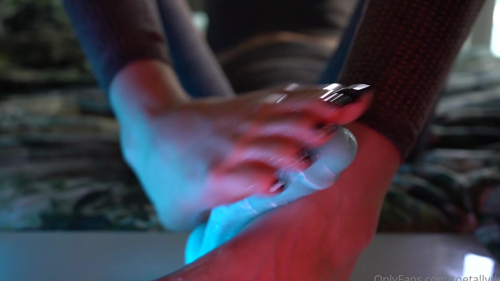 Toetallydevine Really Wanted To Show This Pedi Riding A Cock