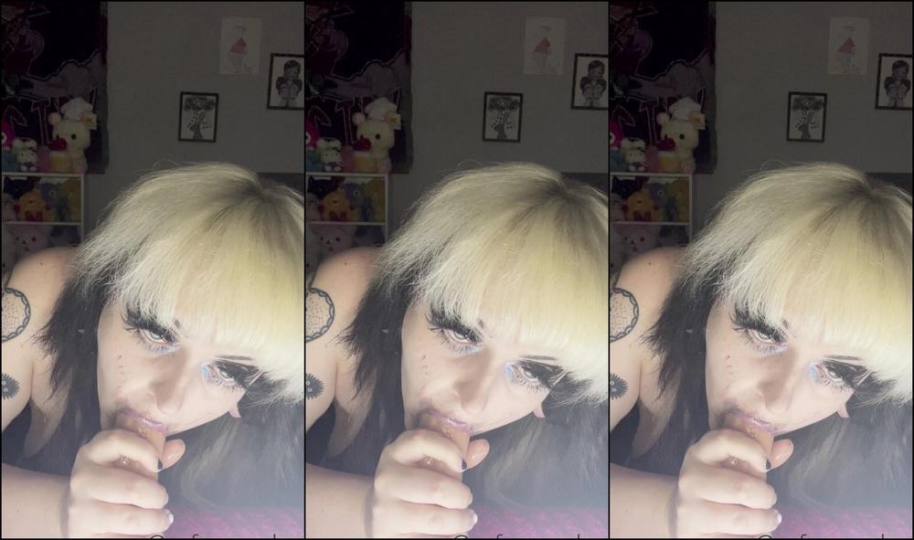 Nsfw Peaches Slobbery Sloppy Blowjob Or No Blowjob