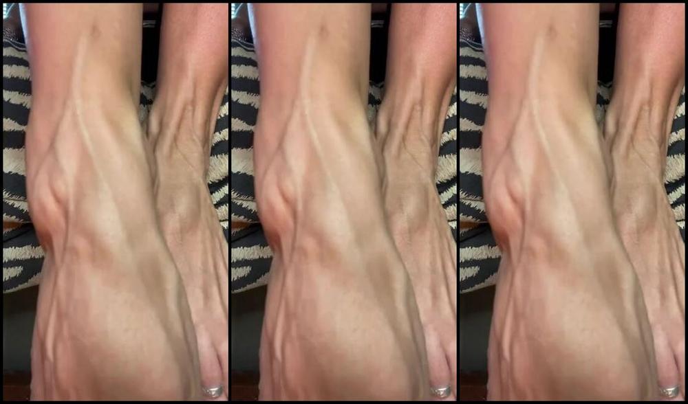 Lezlyan Nicknamed La Little Dancer Feet Onlyfans I Bet This Close Up Of My Veins Will Make Your Heart Start Pumping Faster