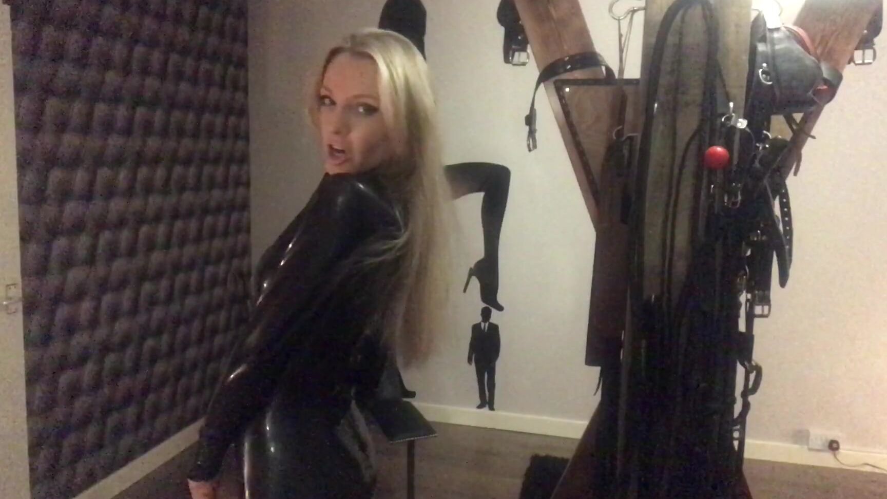 Lady Dark Angel Showing Off My Latex Dress