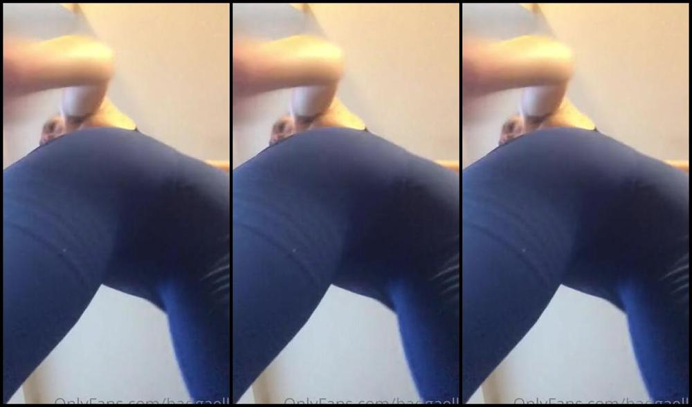 Goddessgaelle Nicknamed Badgaelle Onlyfans Allonge Toi Sur Le Dos Et Laisse Toi Te Faire Touffer Par Mon Cul En Legging