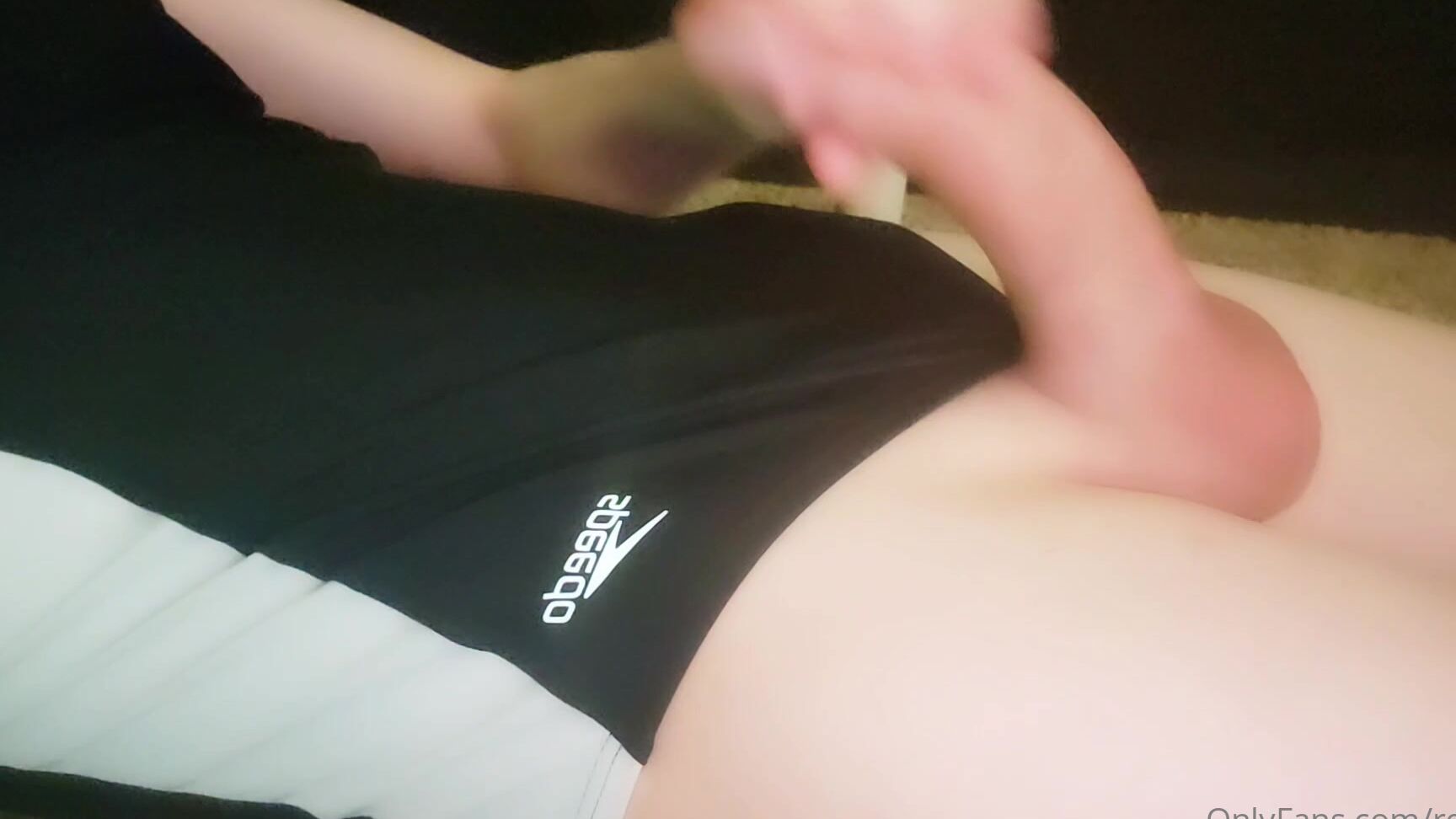 Reiemi Some Teasing And Then Cumming On My Swimsuit