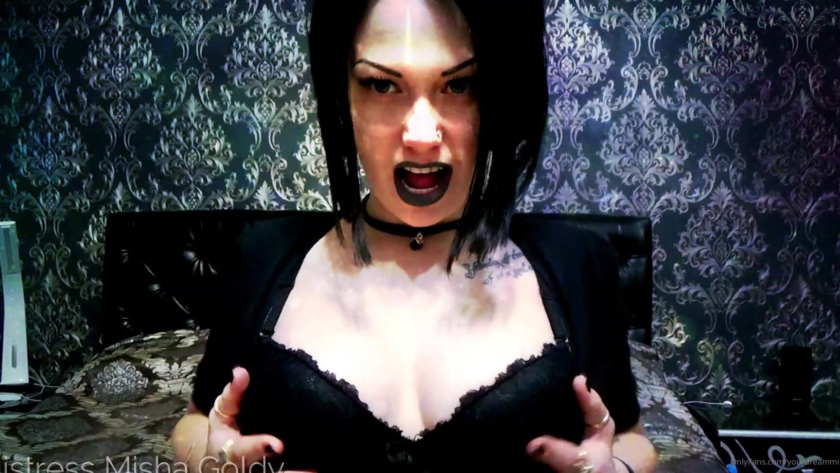 Thegoldyrush I Will Modeling For You Different Sexy Choker Necklaces Teasing You With My Big Tits I