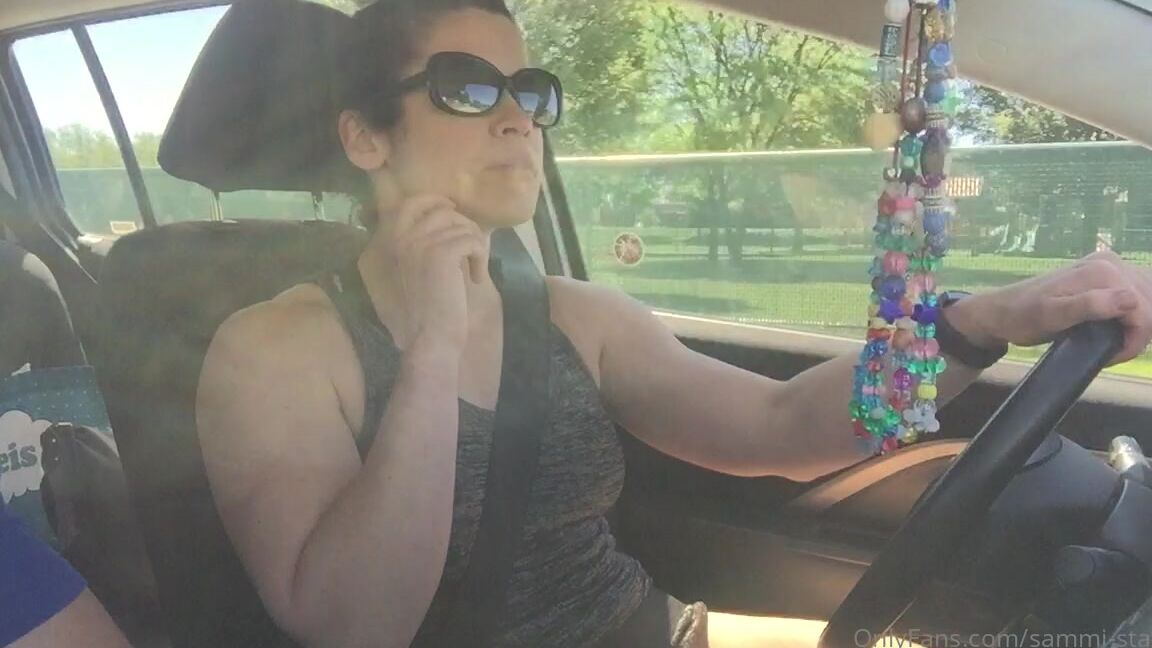 Sammi Starfish A Minute Video Driving Around Town With No