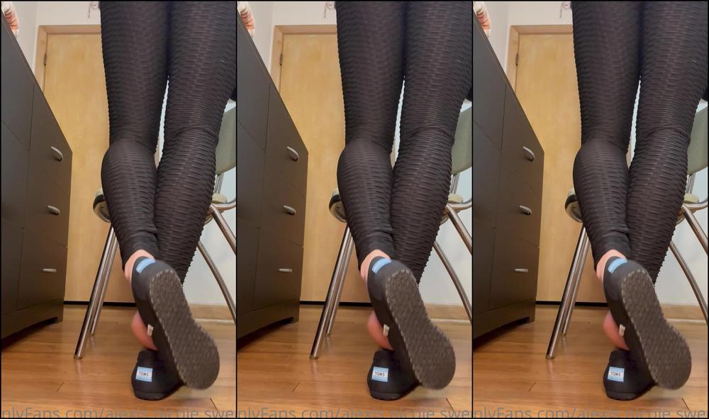 Miss Alexis Vip Sweaty Stinky Sexy Shoe Tease