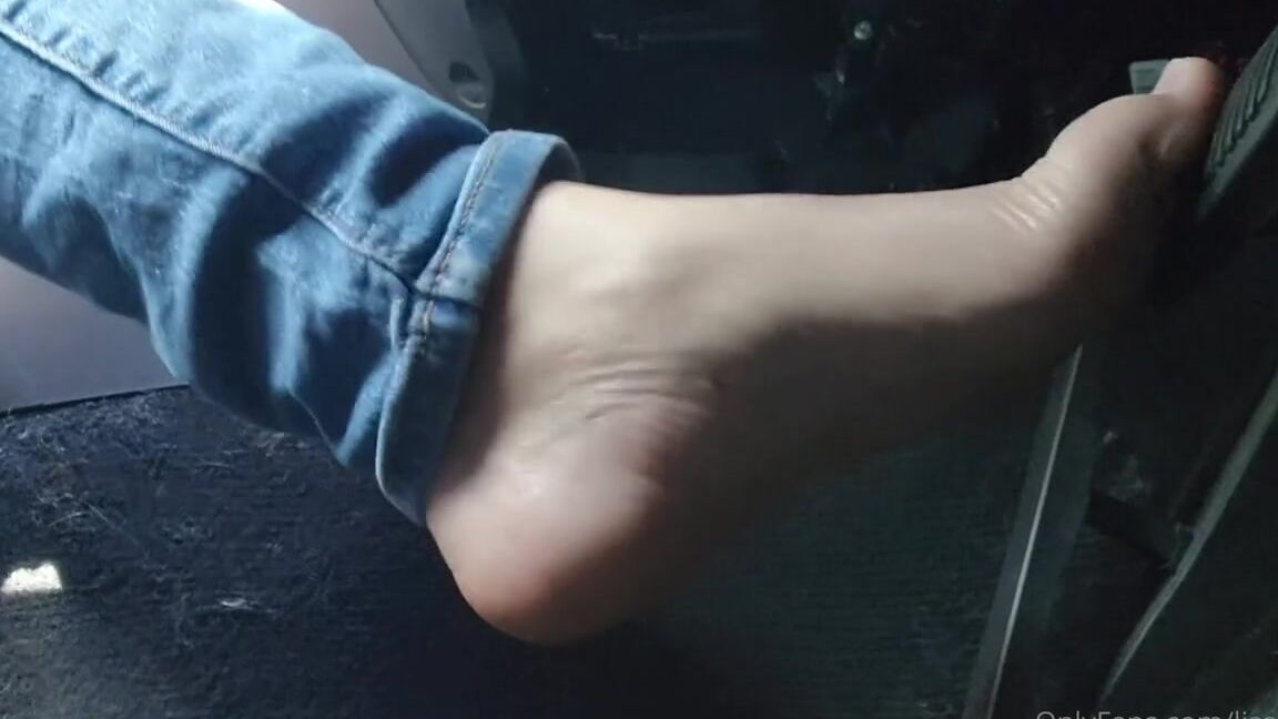 Lisaasmr Onlyfans Flats And Barefoot Driving Asmr2