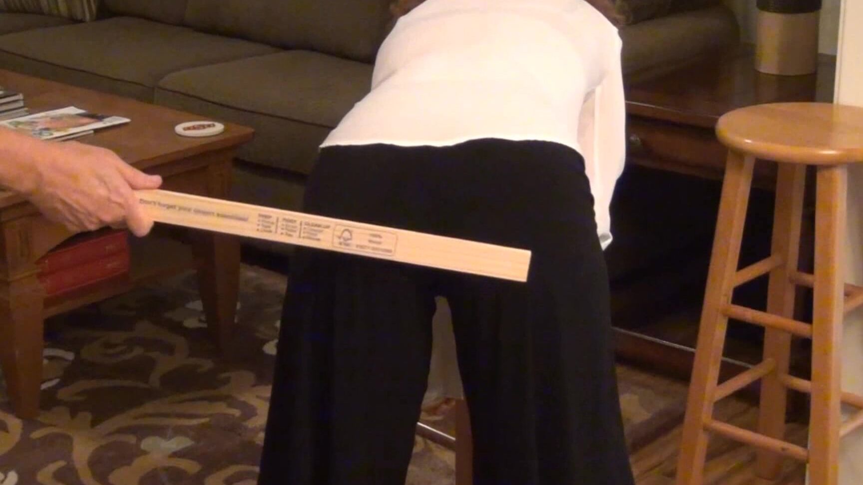 Alyssa, Full HD, amateurspankings AS Alyssa Gets The Paint Stick Clips4Sale