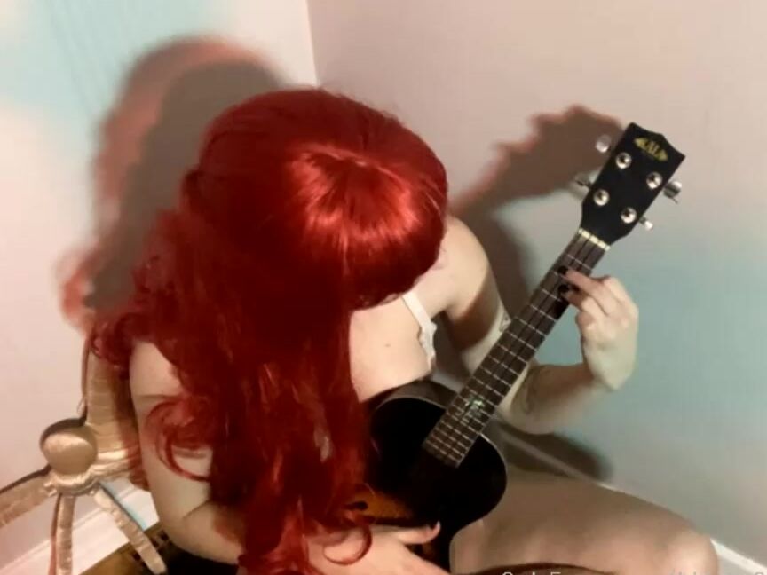 Bidaily Stream Started At Am My Ukulele Girl Phase Has Started It Can T Be St