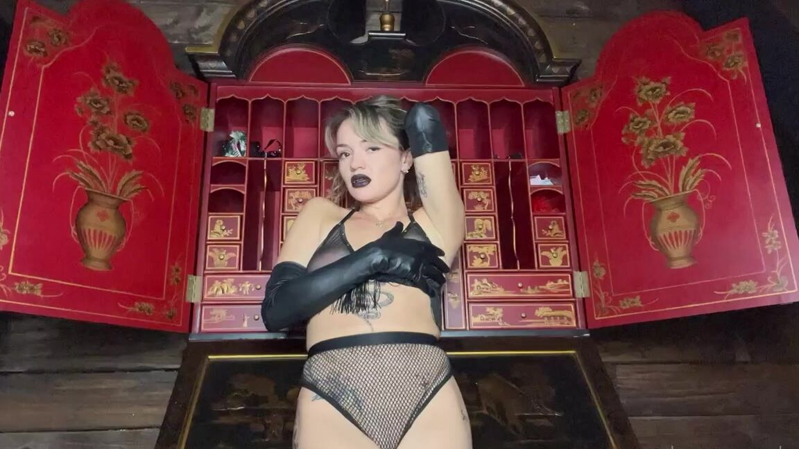 Cobracummander Onlyfans Lmao This Outtake Is So Funny Editing This Mesmerize Clip And While I Was Filming My Door Creaked