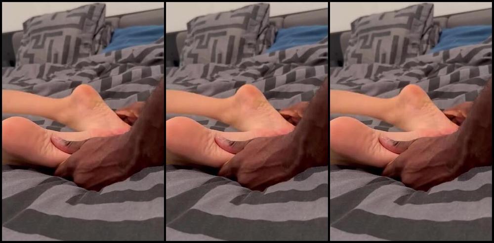 Megyfeet Foot Fetish 11 29 2022 Onlyfans Video Je Me Fais Masser Les Plantes De Pieds Sensuellement Par Un Homme I Get My Solesfeet