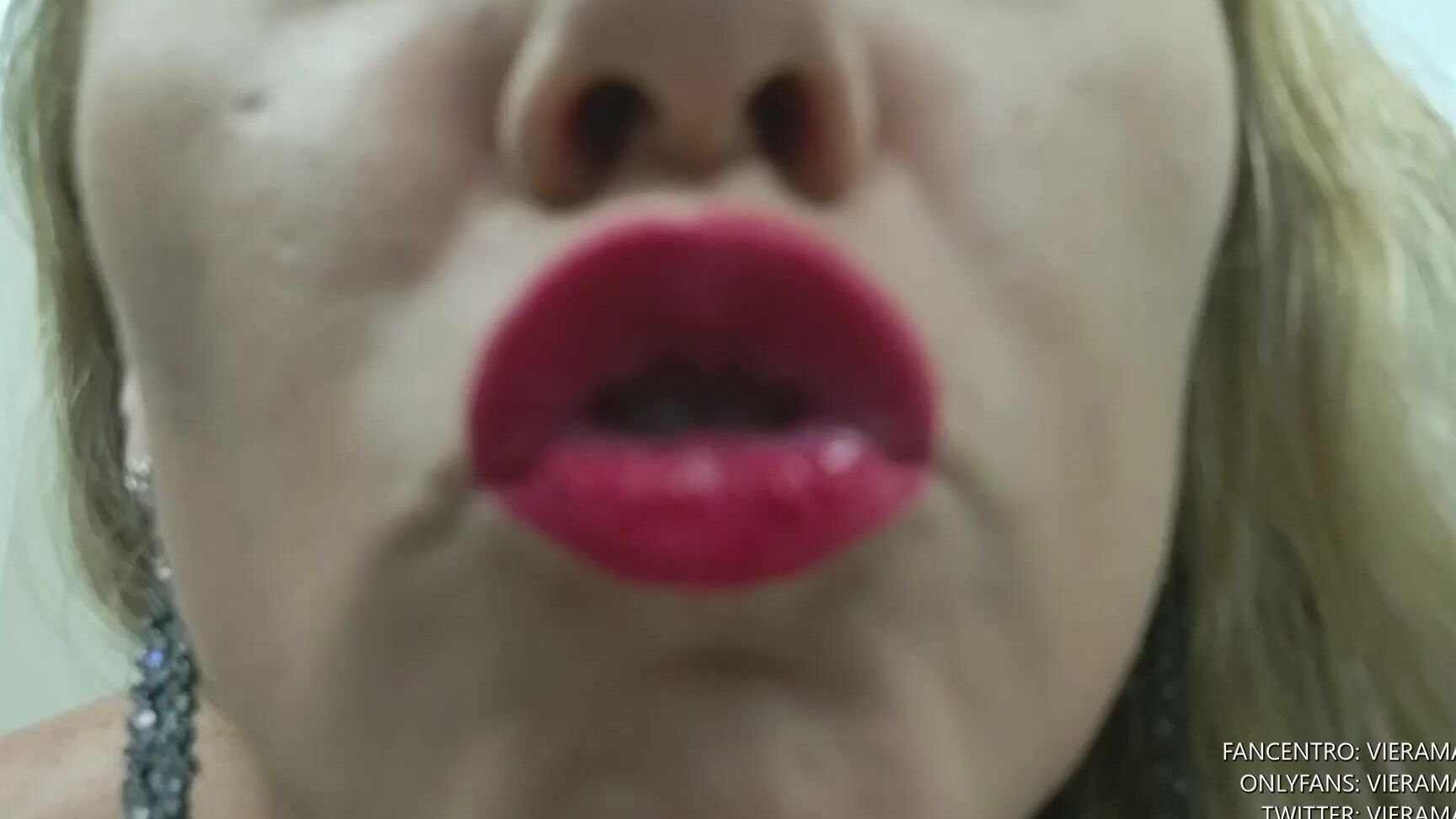 Vieramayxxx Dominatrix Makes Cuck Eat Her Out Bj