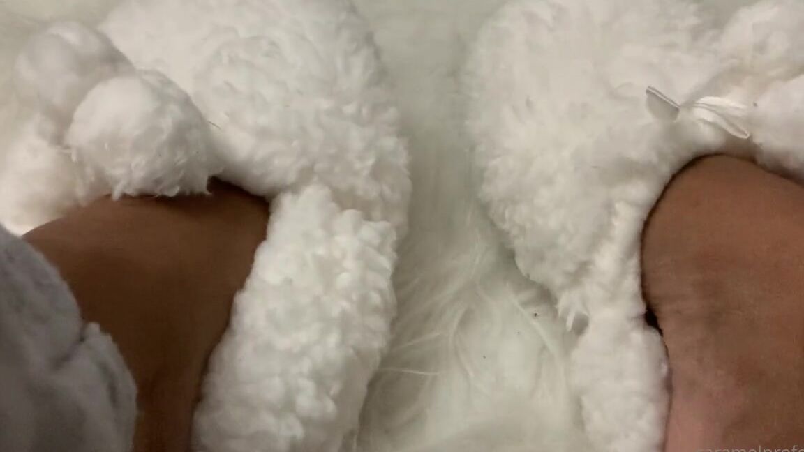 Puja Nicknamed Caramelprofessor Onlyfans B