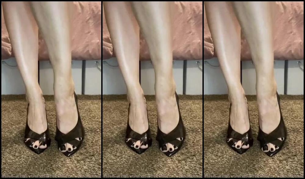 Gorgeous Long Toes Nicknamed Gorgeouslongtoes Onlyfans Announcing A New Themed Day Because Filming Content Yesterday Was More Work Than I Deserve