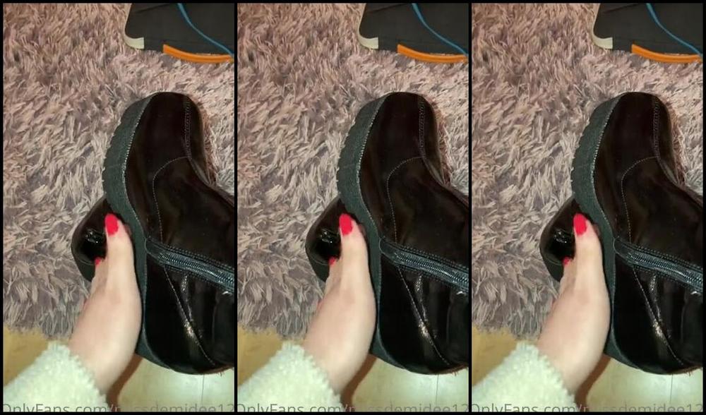 Miss Demi Dee Nicknamed Missdemidee123 Onlyfans A Boot Slut Paid For It But Here It Is For Free Too Much For Your Little Mushy Brain To Handle Sim