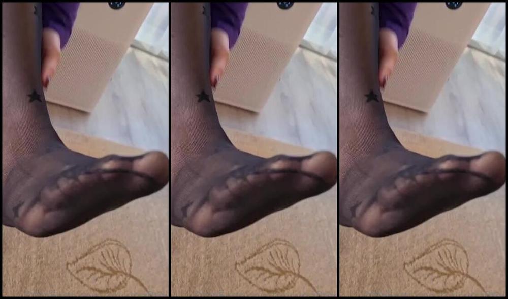 Miruna Fit Girl Nicknamed Mirunafitgirl Onlyfans My Feet