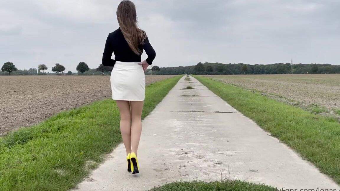 Sexy Lenasdiary Onlyfans 196550134 Walking In Heelsp