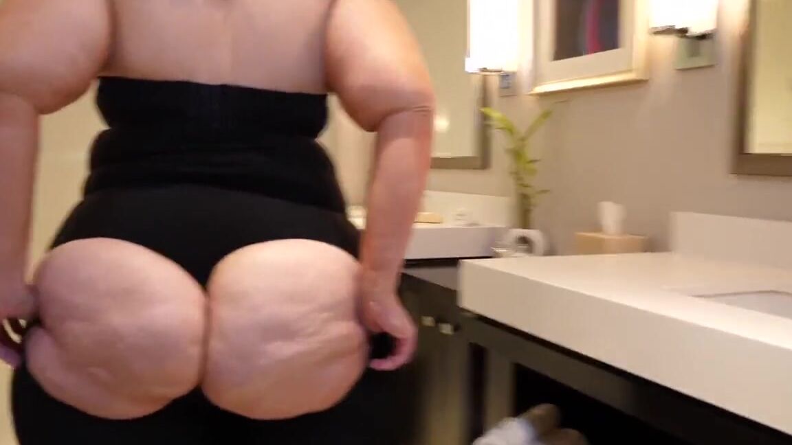 BBW Kourtney Cakes Big Ass in a Butt Lifter Part 1_Statuesque Babydoll PornHubPremium