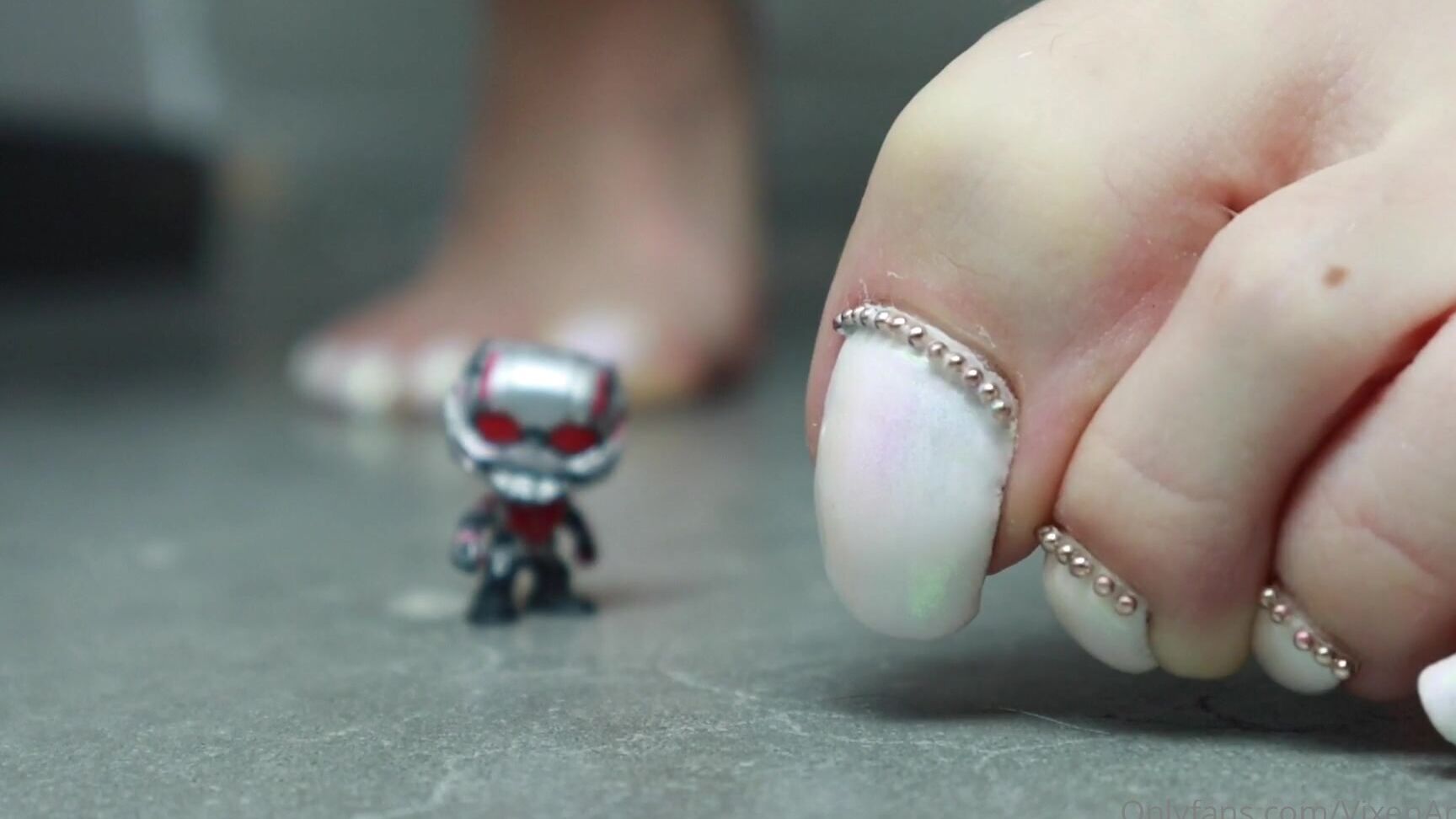 Vixenarches The Giantess And The Antman